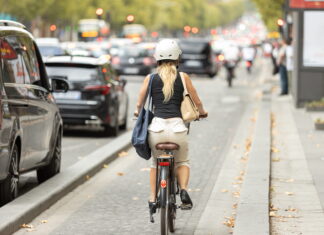Les reines de la route ? Allons mesdames ! Velo Julian badet tasty life magazine